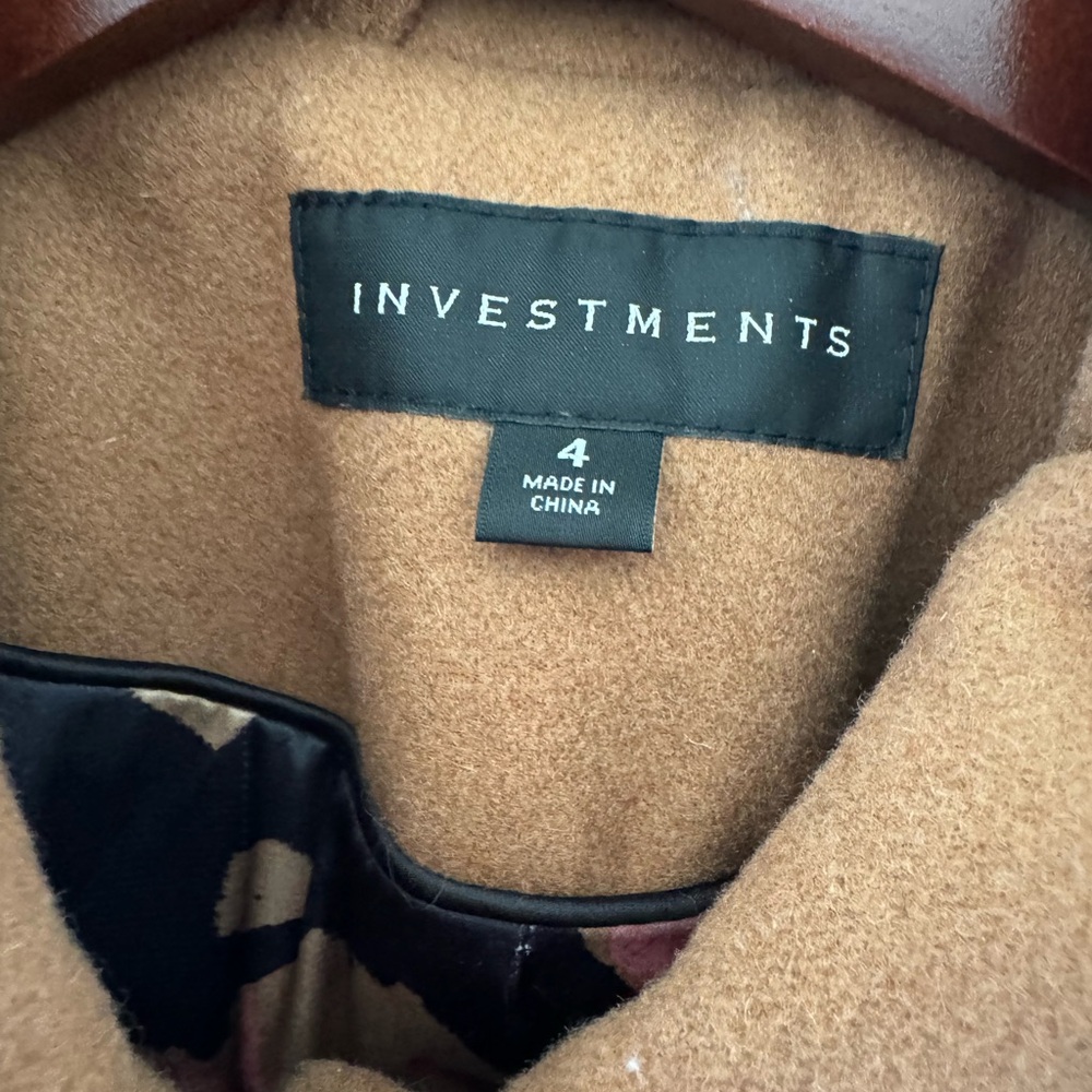 Women”s Brown wool trench coat - Picture 5 of 5